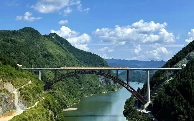 兴发xf(中国区)游戏有限公司